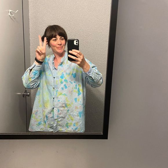 Meet your Posher, Emily - Picture 1 of 1